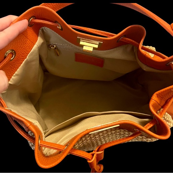 Handmade Italian Leather and Faux Straw Bucket Bag - Picture 5 of 7